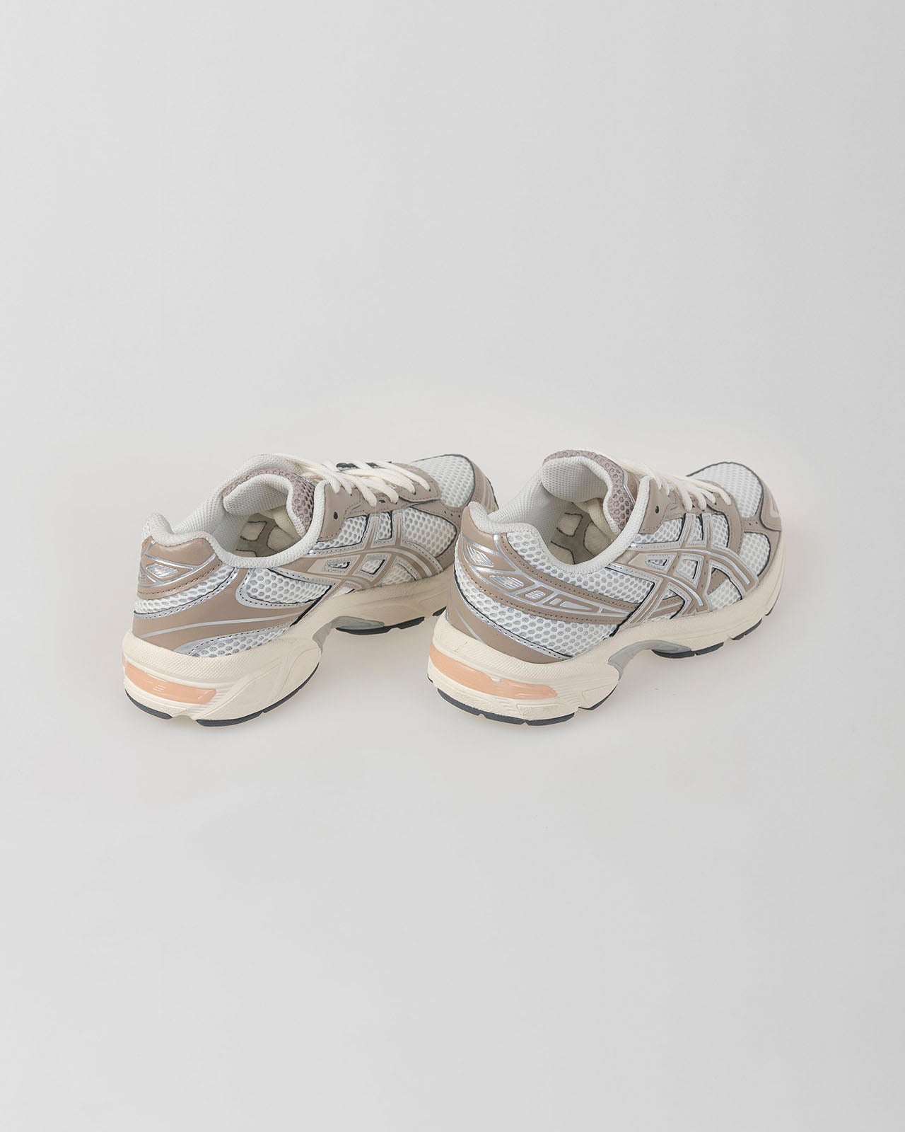 Zapatilla Asics marrón Gel-1130