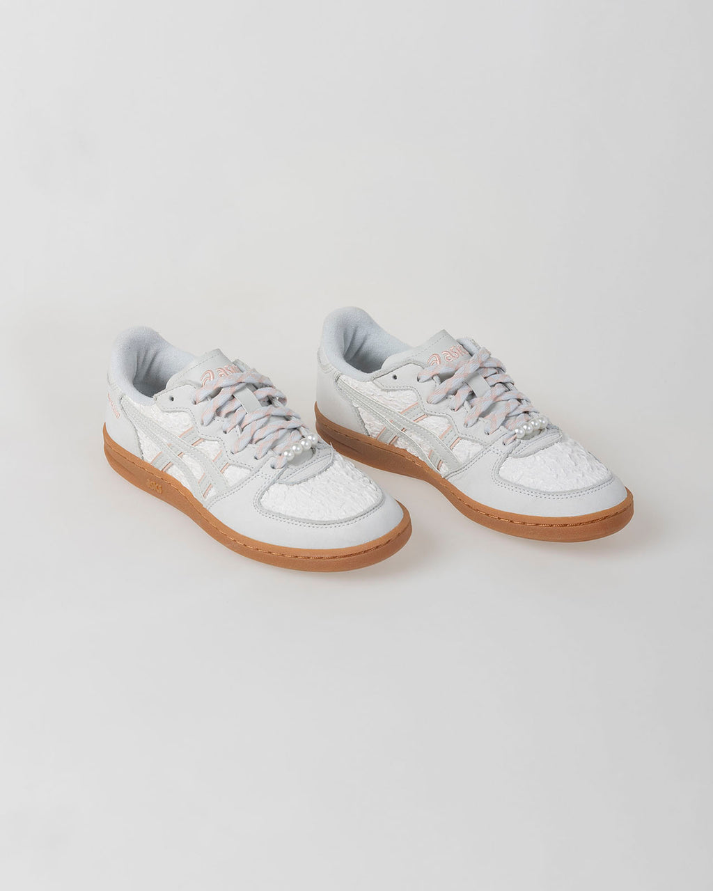 Asics white Skyhand OG sneaker