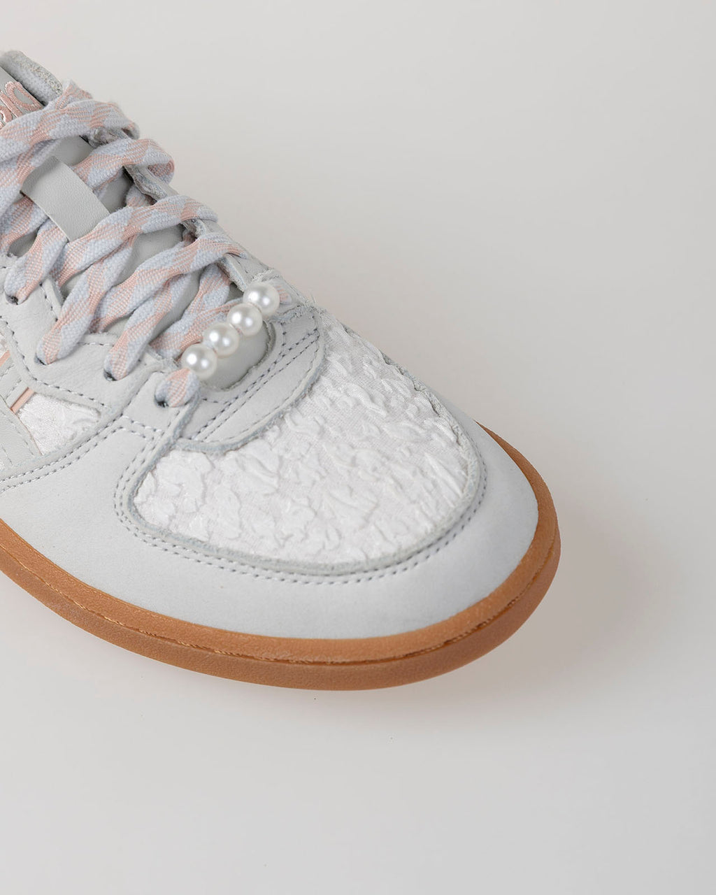 Asics white Skyhand OG sneaker