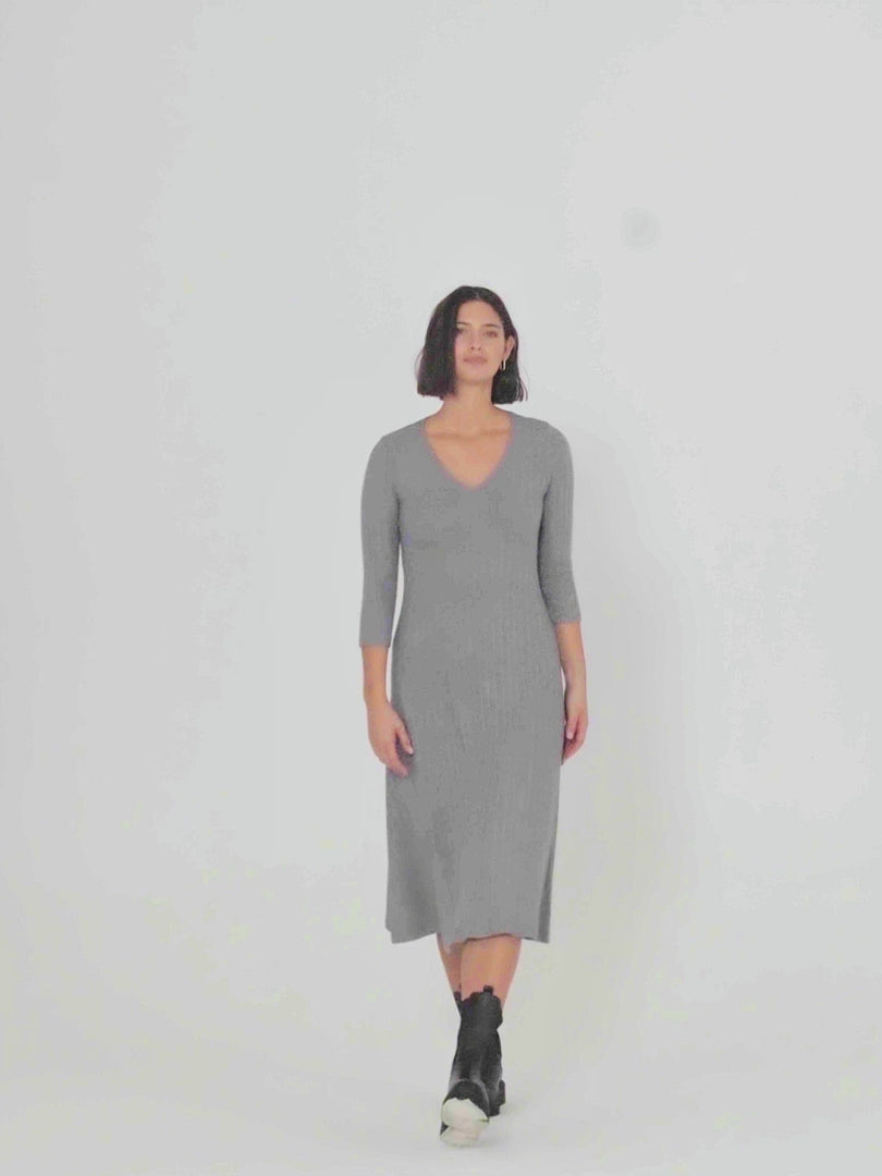 Vestido canalé con forma evasé