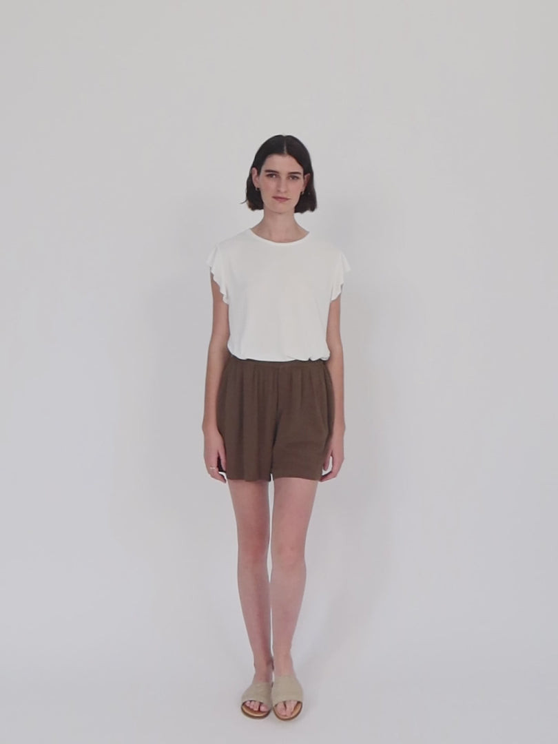 Flowy t-shirt with pleats